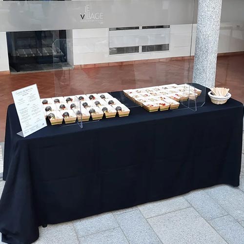 Tavolo buffet 180x80cm per eventi disponibile a noleggio
